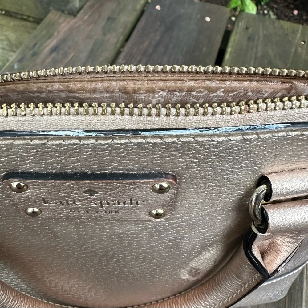 kate spade appears signature flaw