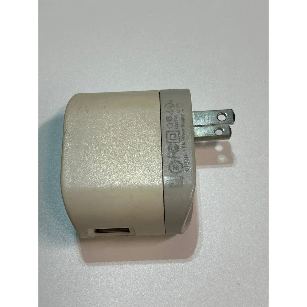 Belkin Wall Charger AC Power Adapter USB Port Plug In‎ Beige