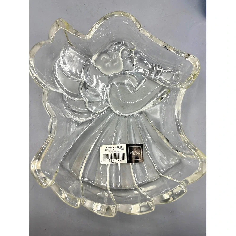 Mikasa Heavenly Song Glass Angel Trumpet Serving Bowl 7‎ 3/4 Inch Germany