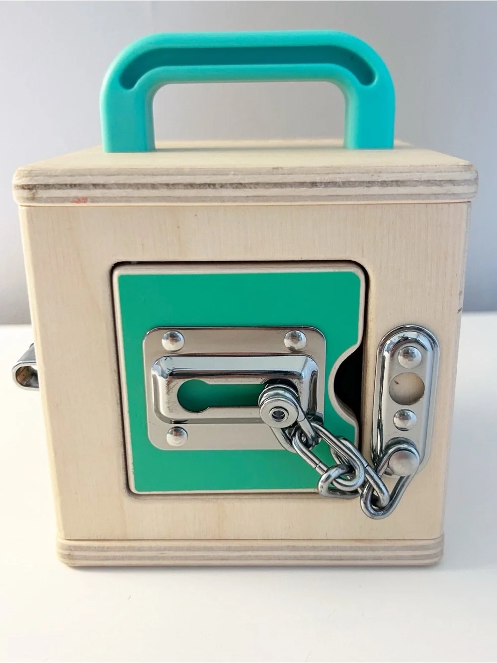 LOVEVERY wooden lockbox