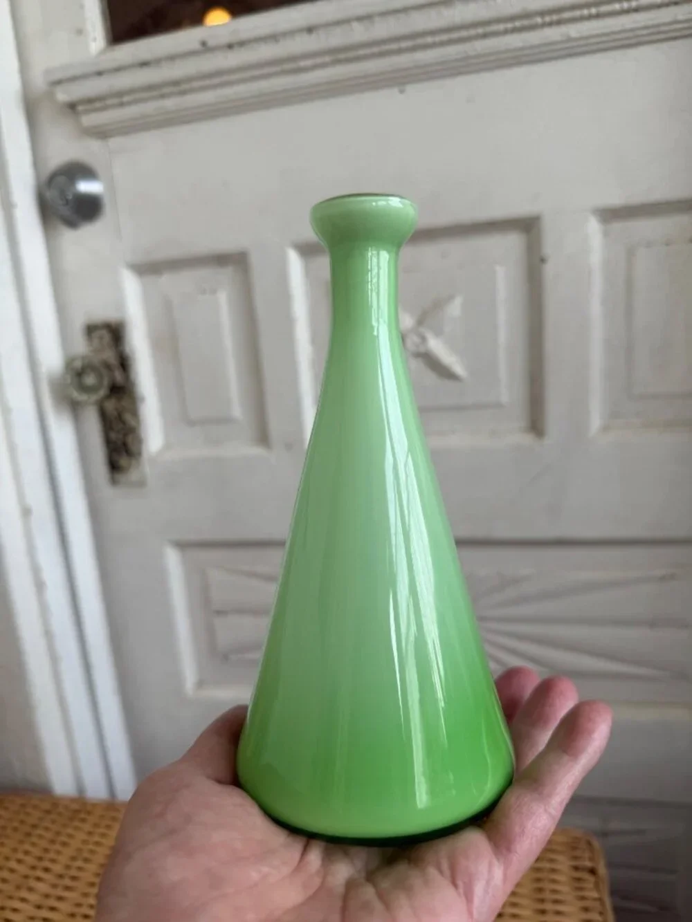 Vintage MCM Art Glass Encased White and Jadite Green Gradiant Bud Vase 7