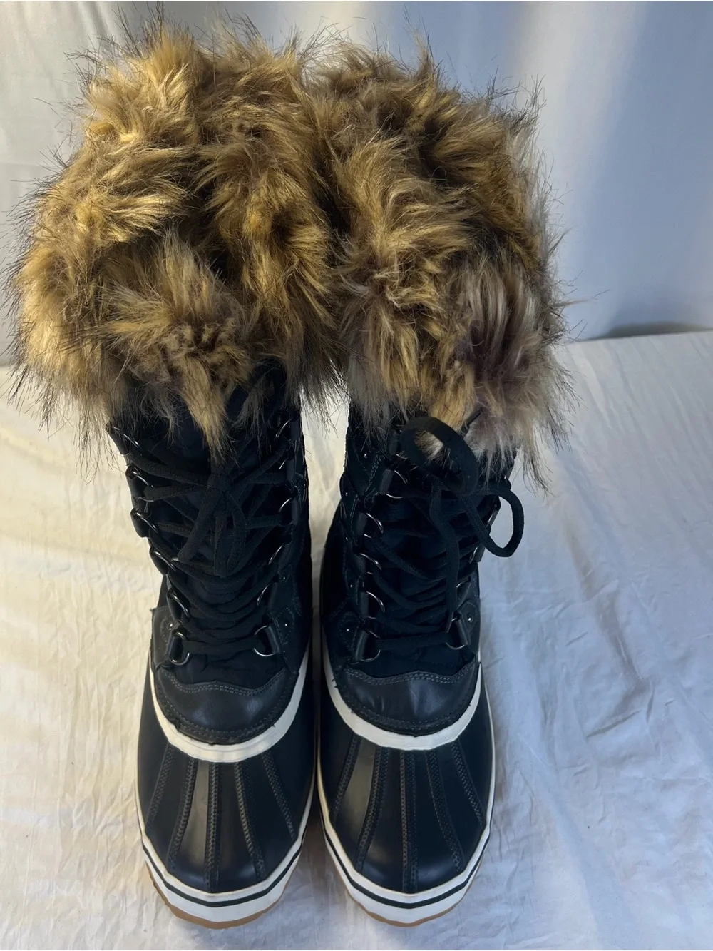 Falls Creek stylish lace