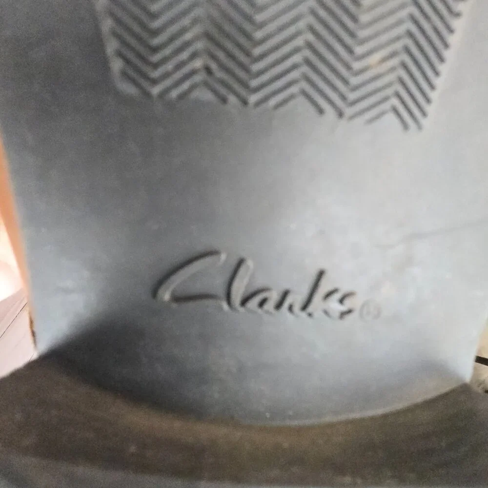Clarks men’s brown