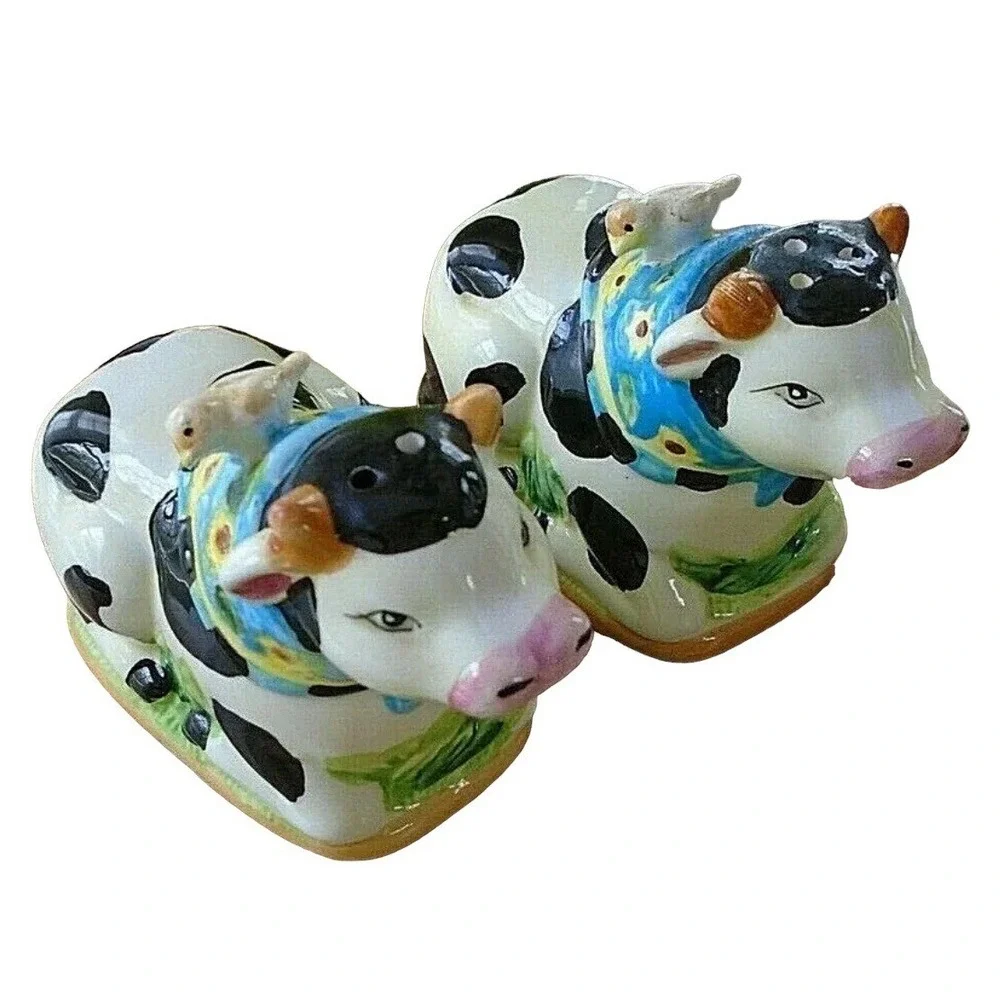 The Unbranded Brand cows bulls