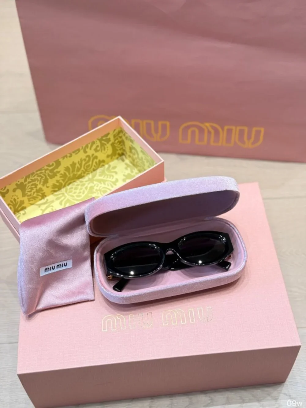 Miu Miu. chic y2k