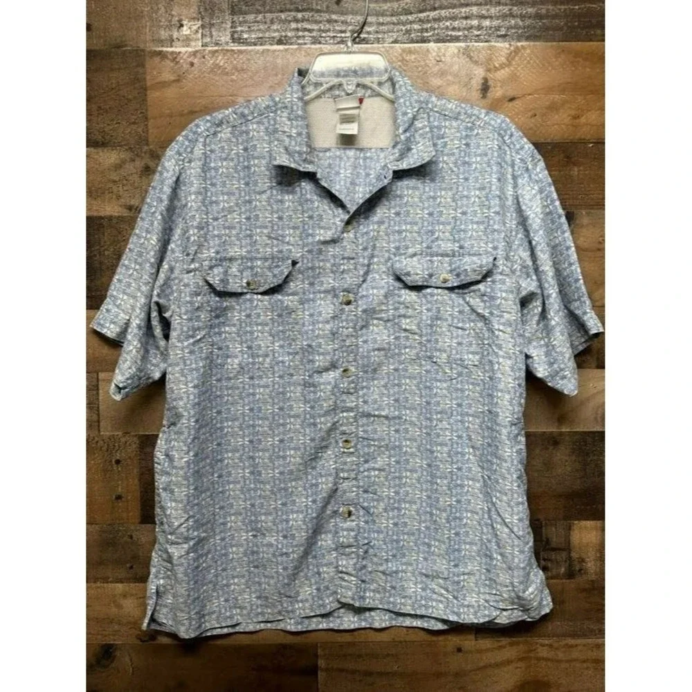 The North Face Men's Short Sleeve‎ Button Up Size X-Large