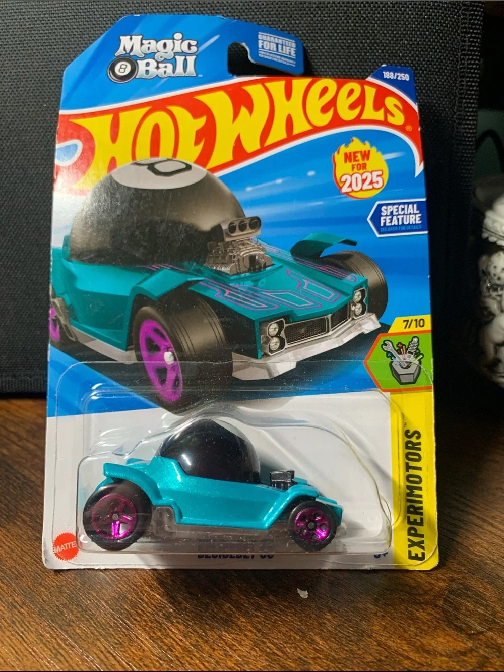 Hot Wheels Experimotors Magic 8 Ball Car - Teal & Purple
