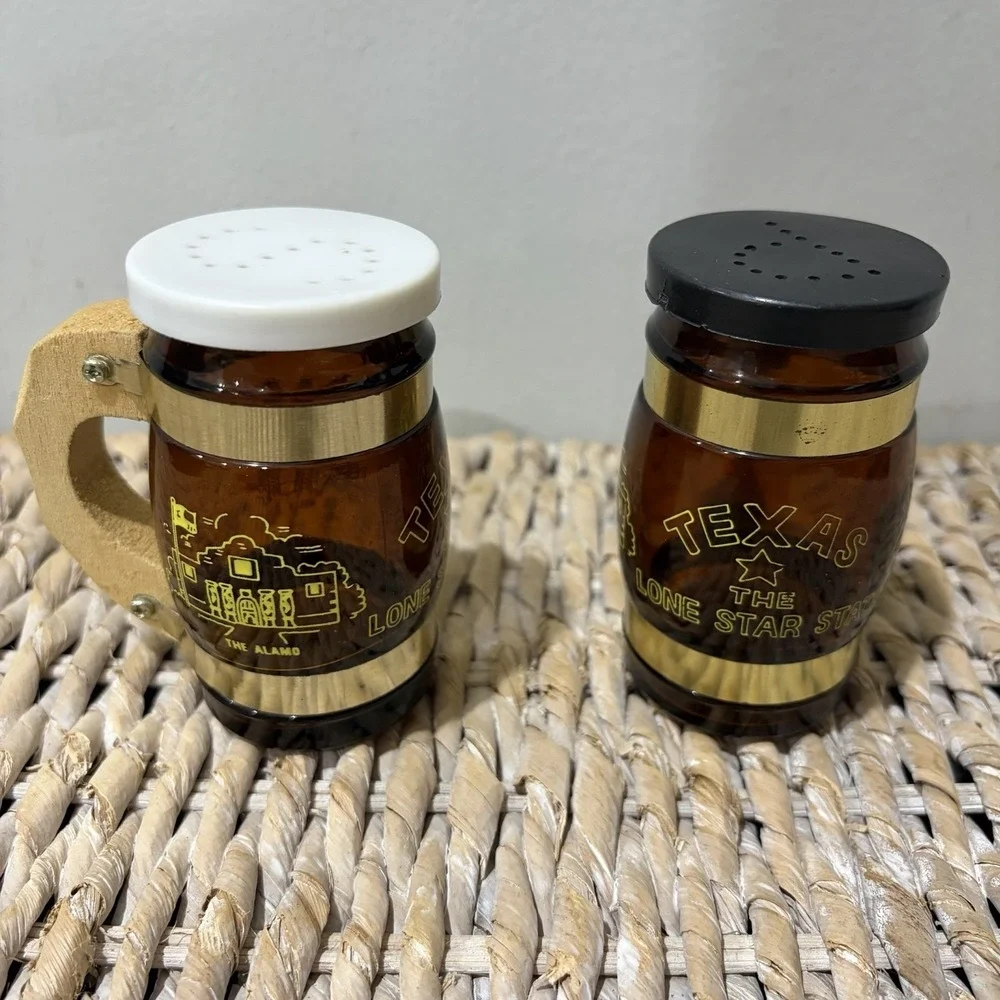 The Unbranded Brand vintage salt