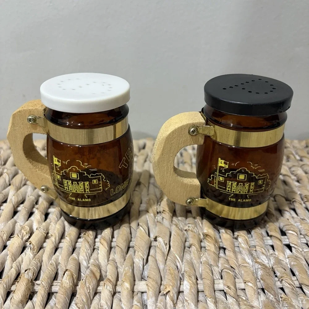 The Unbranded Brand vintage salt