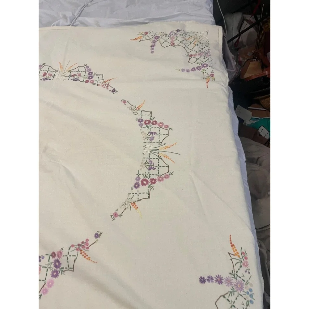 LinenTablecloth this antique