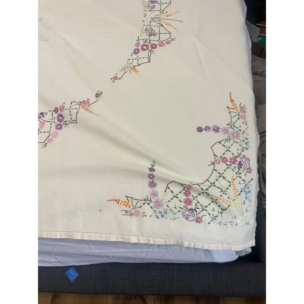LinenTablecloth this antique