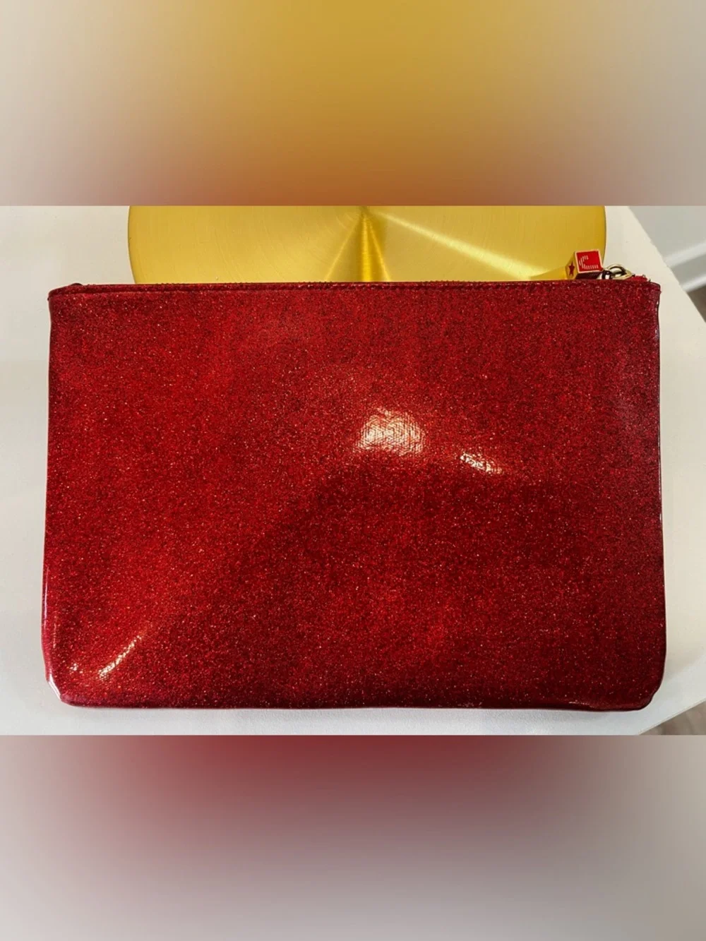 Marc Jacobs sparkling red