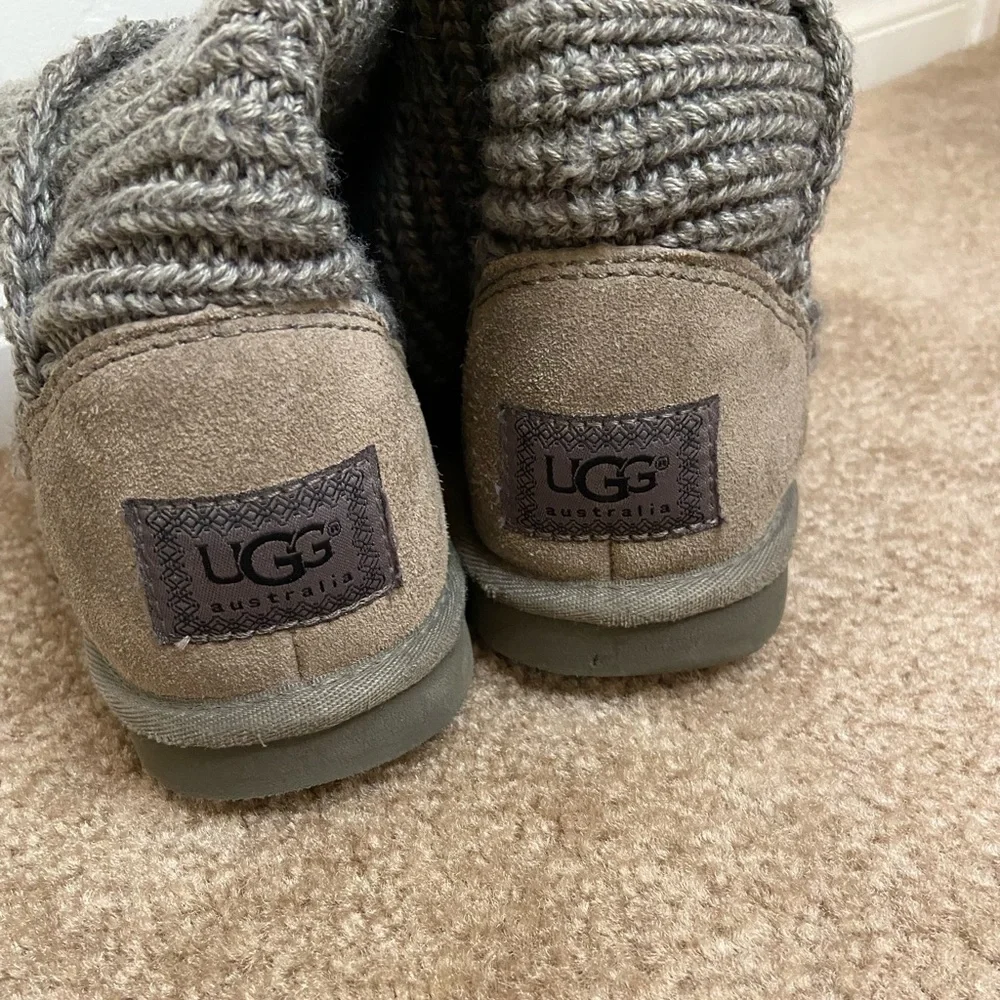 UGG kids classic
