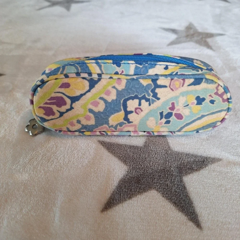 Vera Bradley Capri Blue Eyeglass Case Zipper Weekender Designer Travel