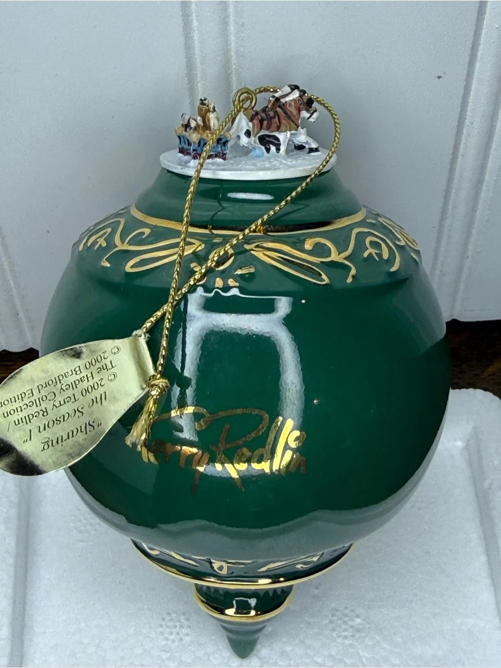 The Hadley Collection Terry Redlin Heirloom Ornament #2022259- Sharing Season 1