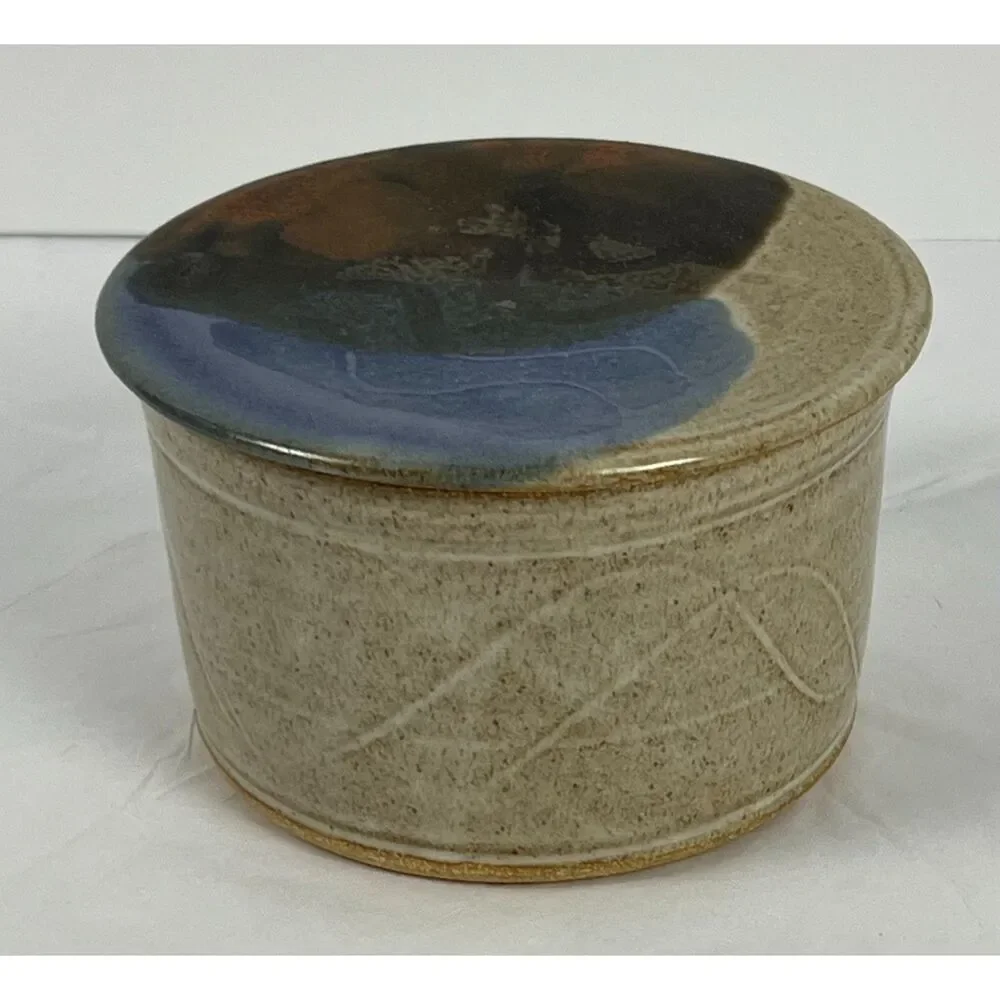 Beneta Pottery Handmade Butter Bell/Butter Crock- Celtic Triskele Motif