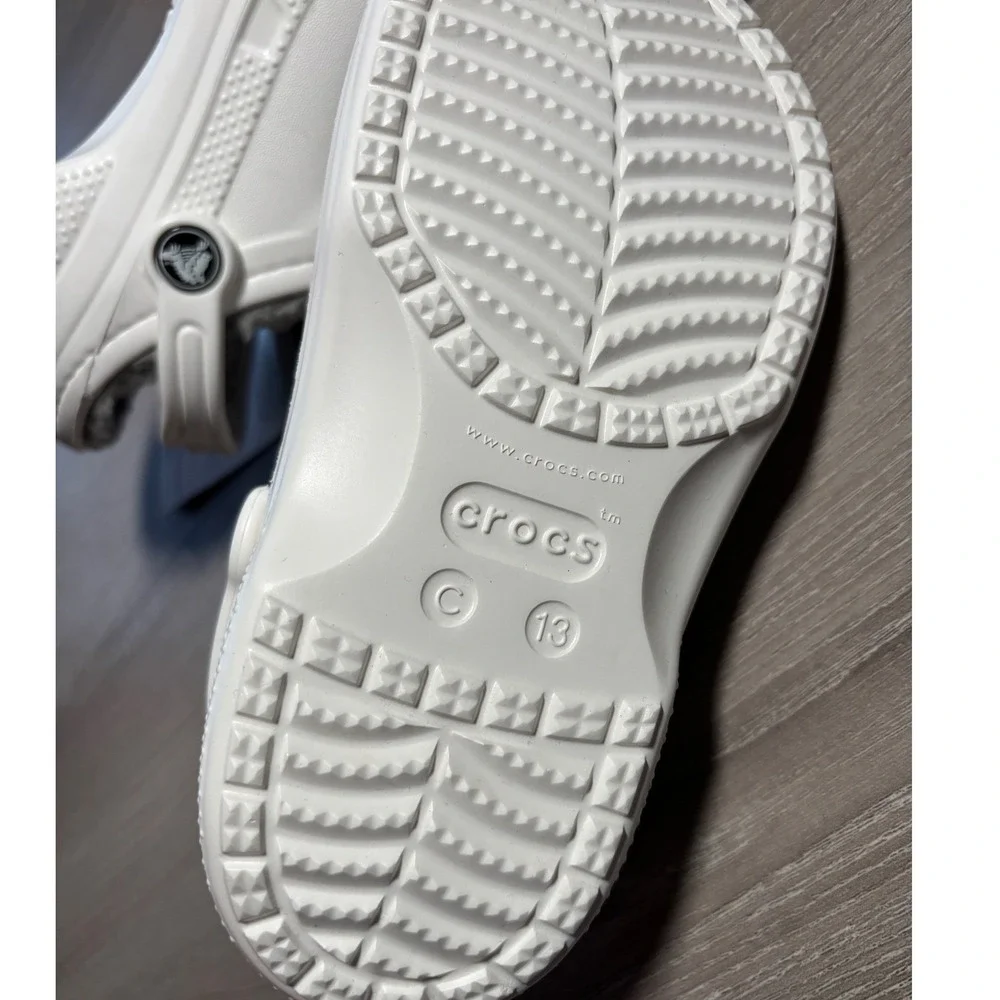 CROCS new tags