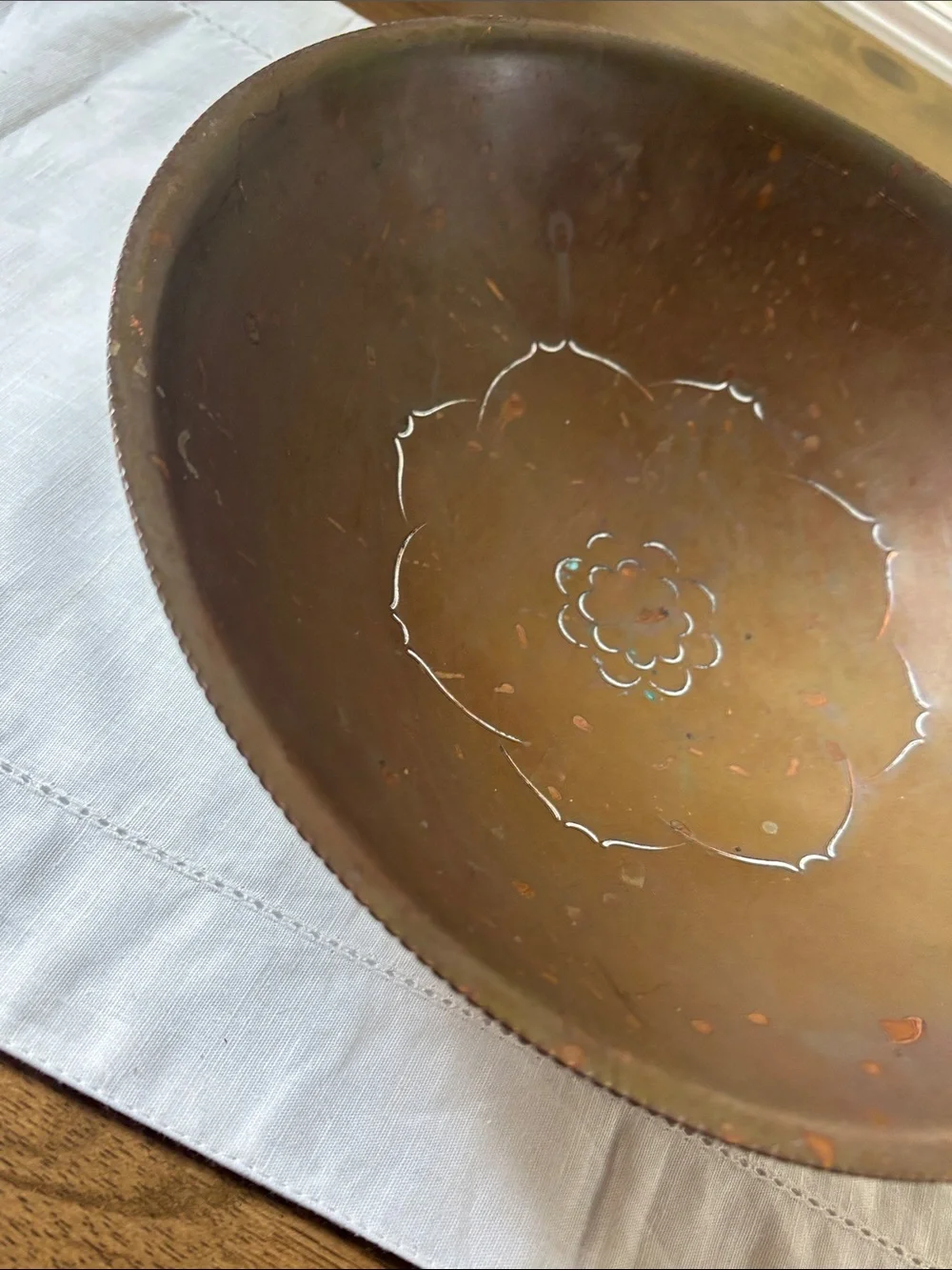 N/A vintage etched