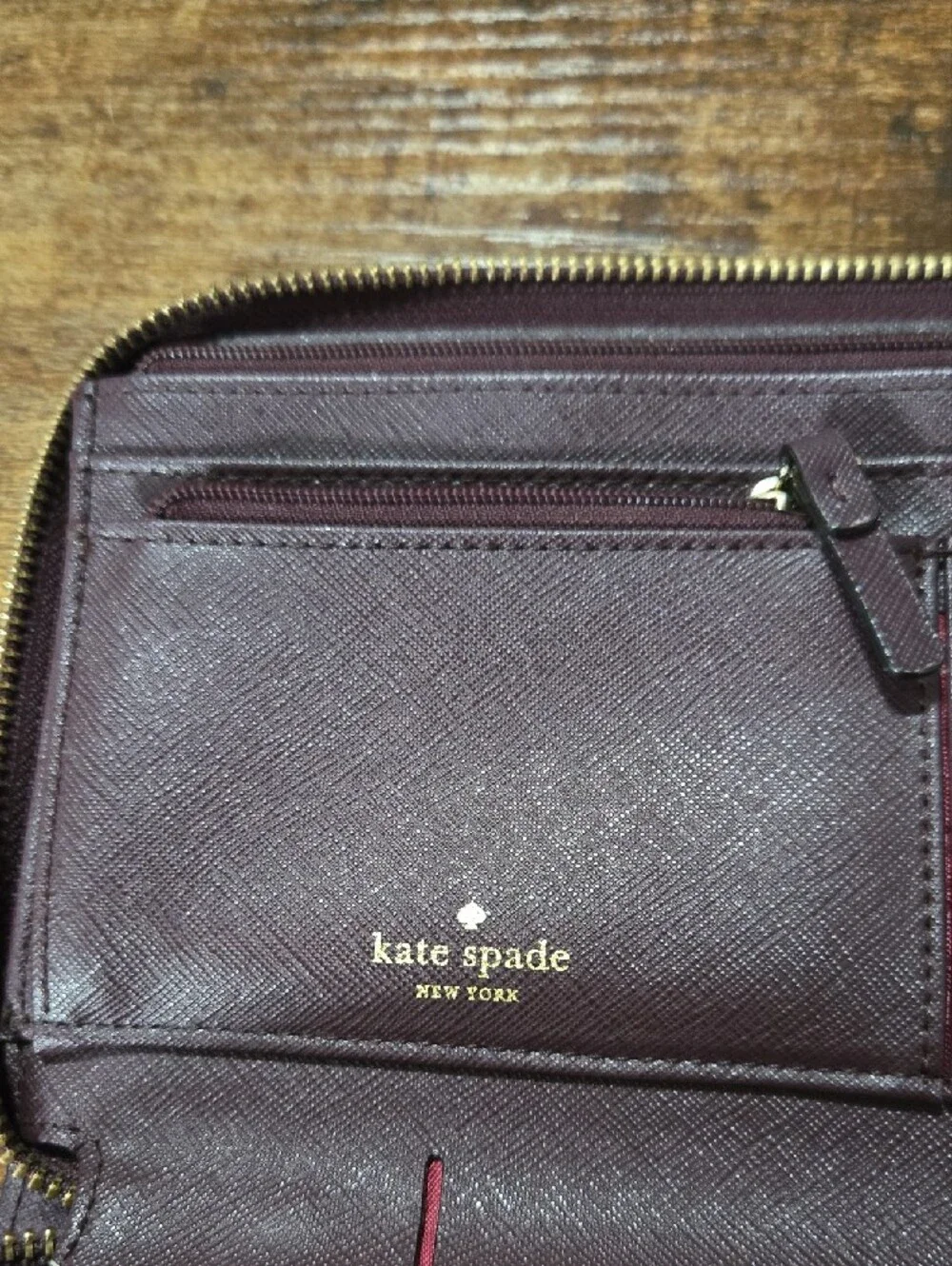 kate spade sleek zip