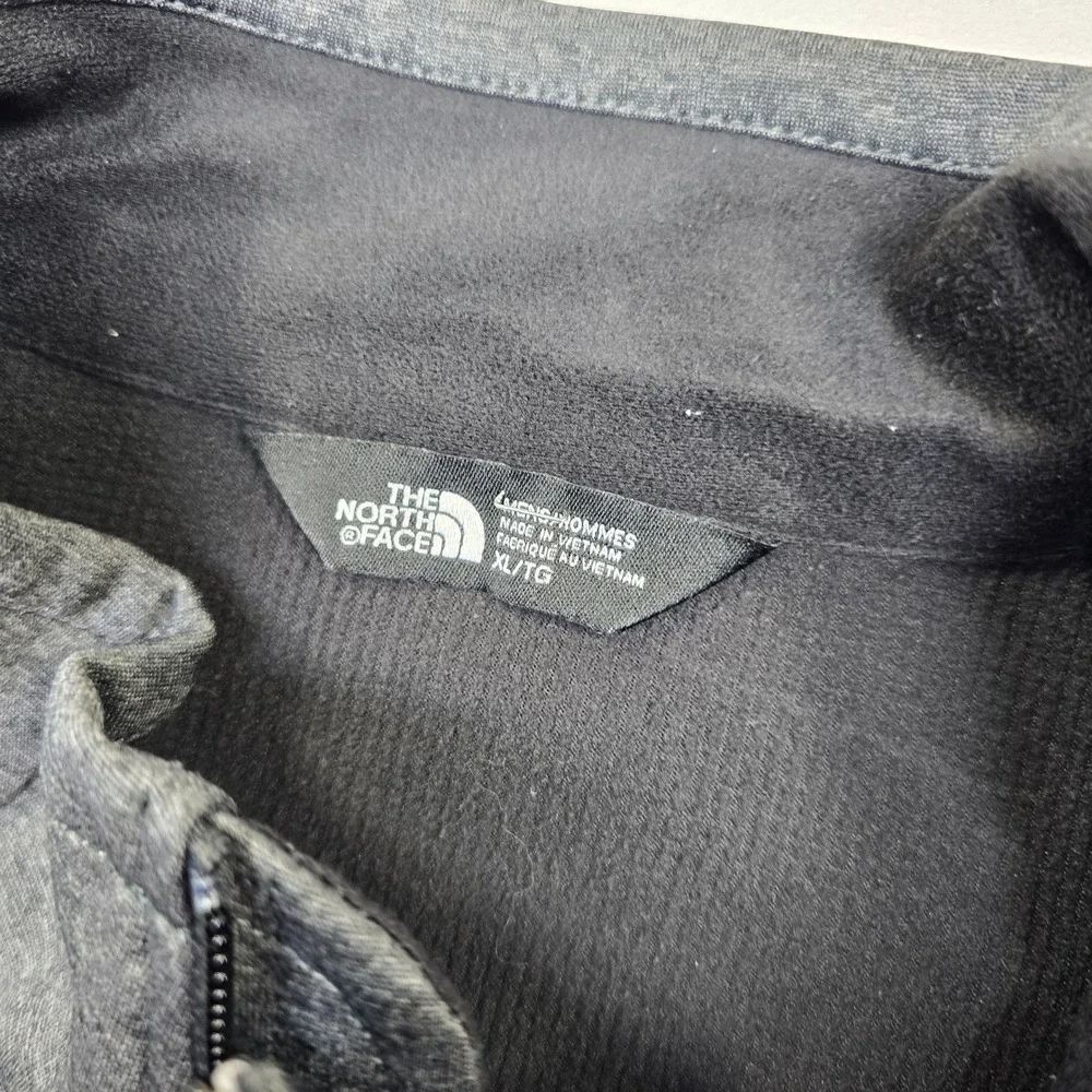 The North Face windbreaker zippered