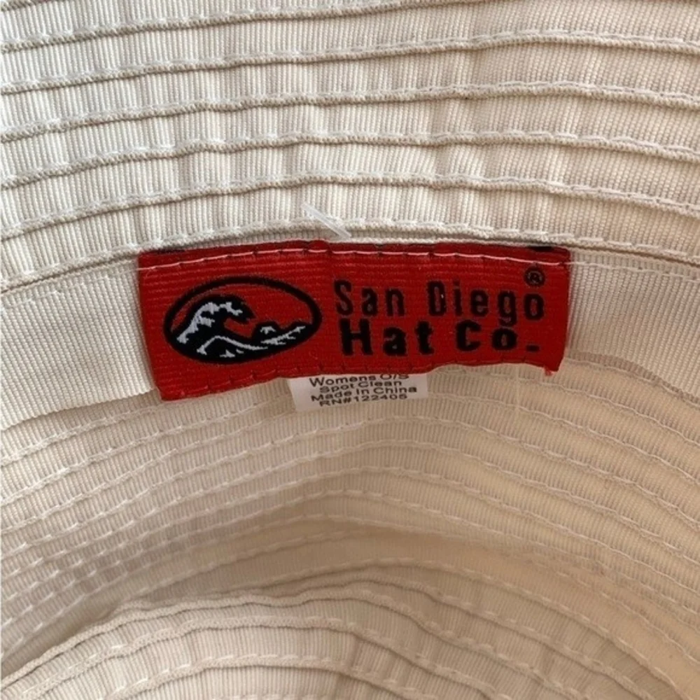 San Diego Hat Co. carefully #womenshat may