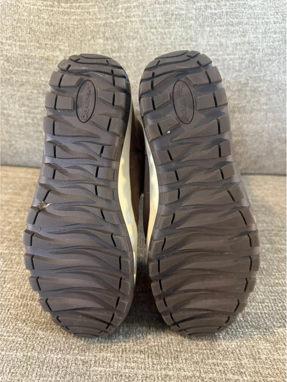 BearPaw stay stylishly