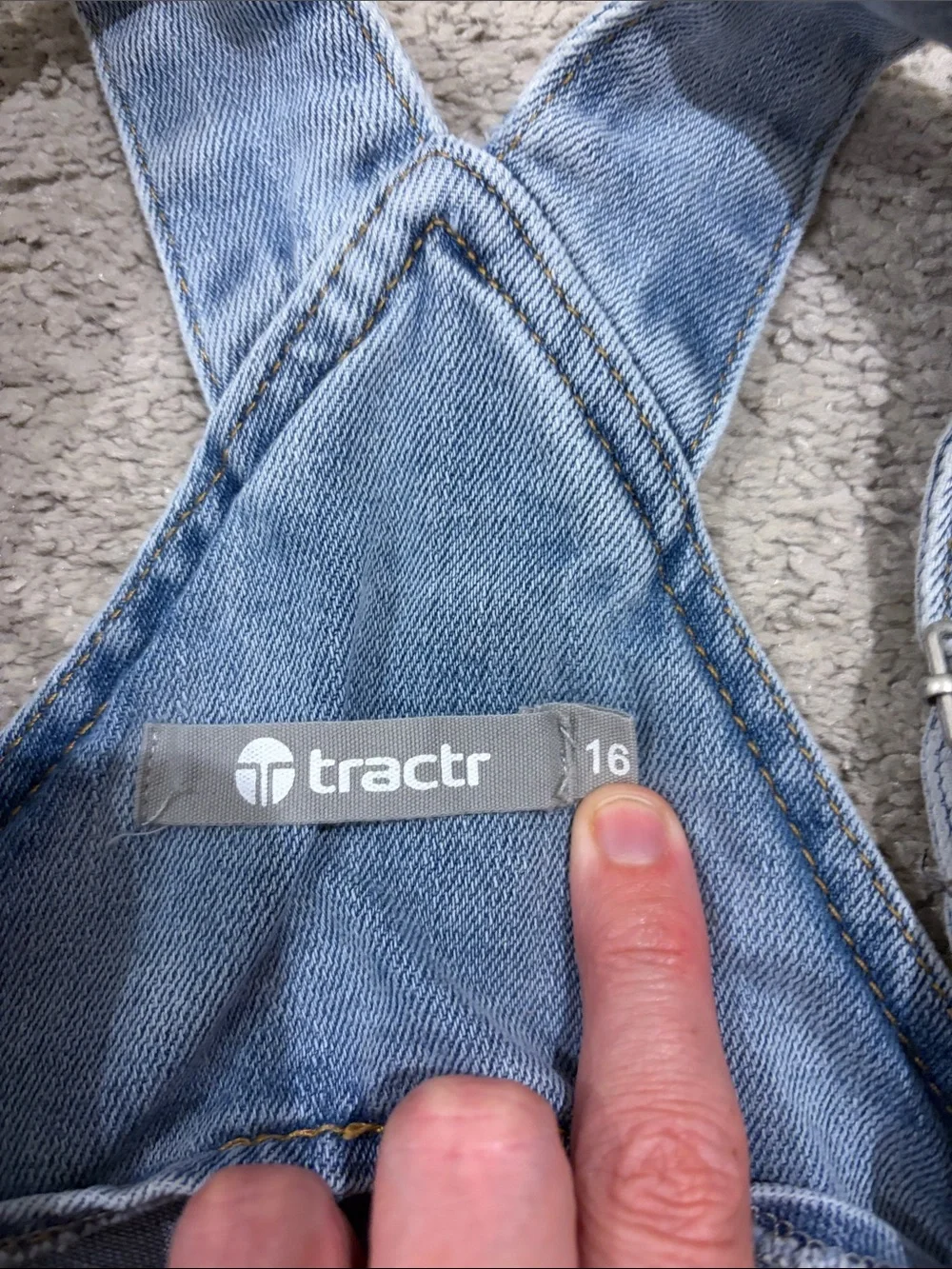 Tractr light blue