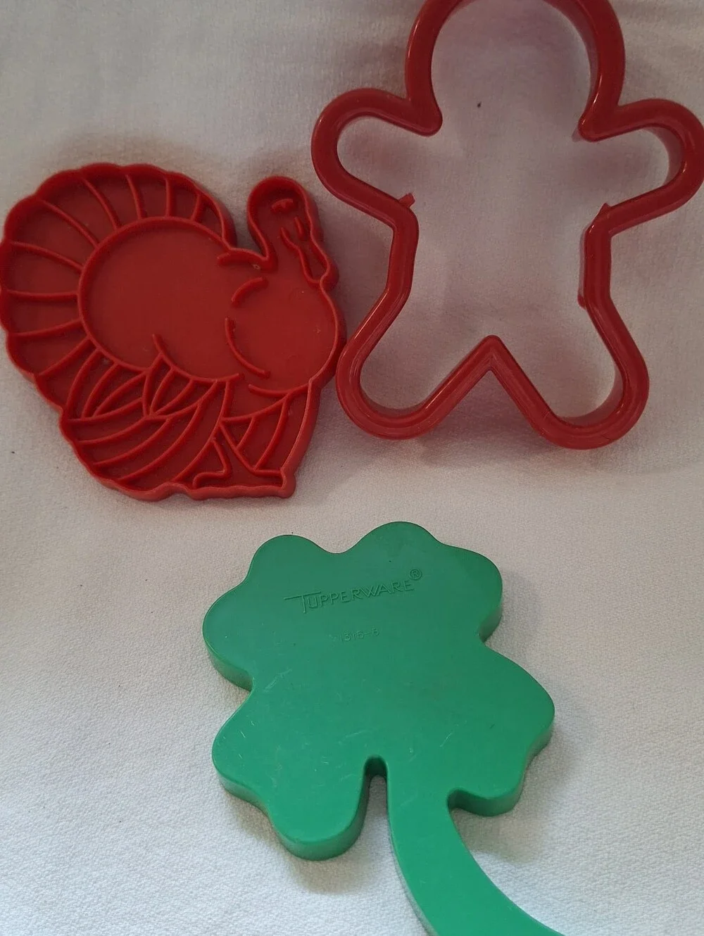 Vintage Tupperware Red Gingerbread & Turkey with Green Clover- Set Of 3