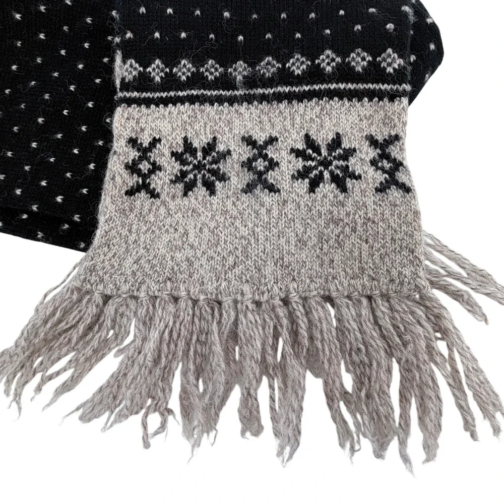 Wool Scarf Unisex OS Black Fair Isle Snowflake Wool Blend Fringe Winter