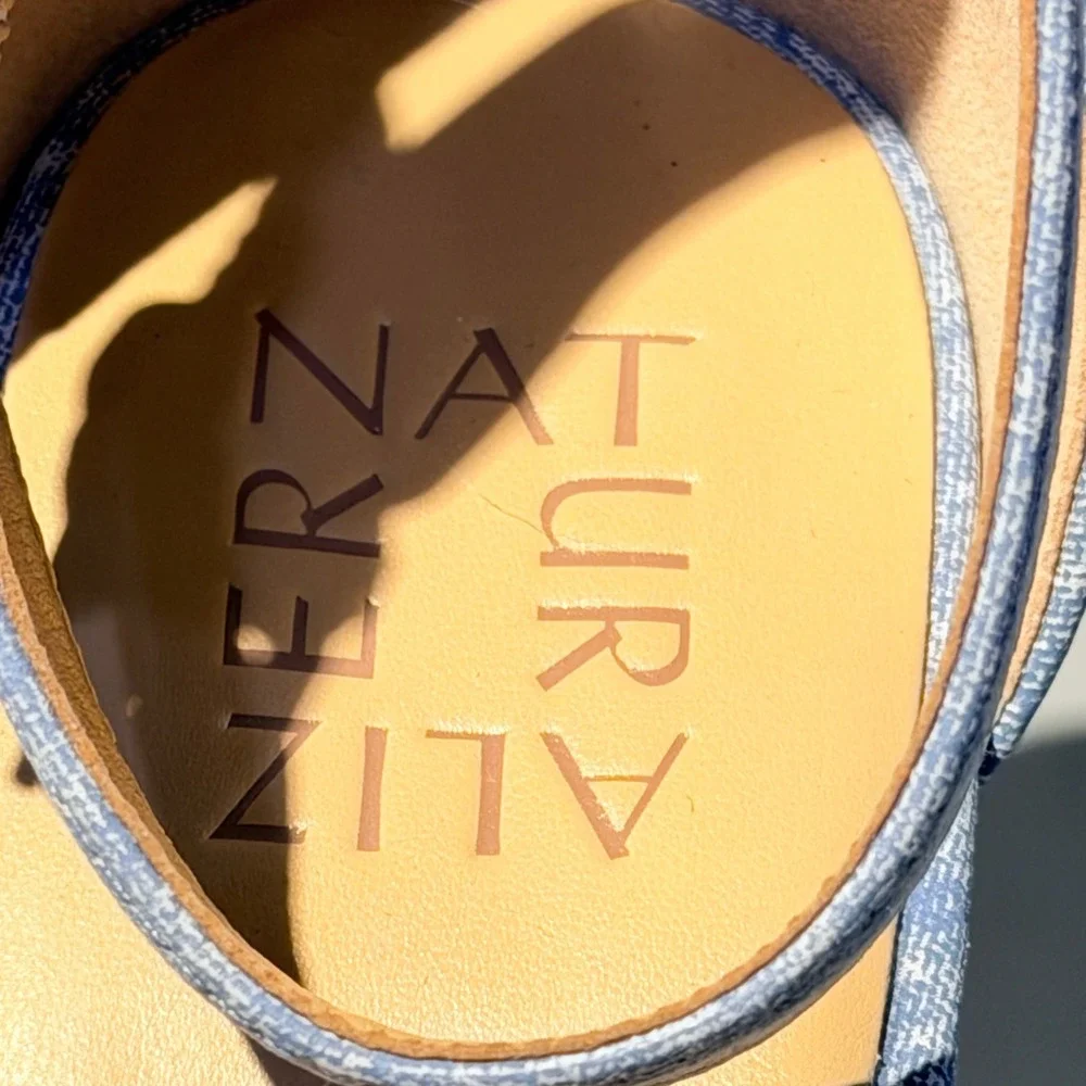Naturalizer brand model