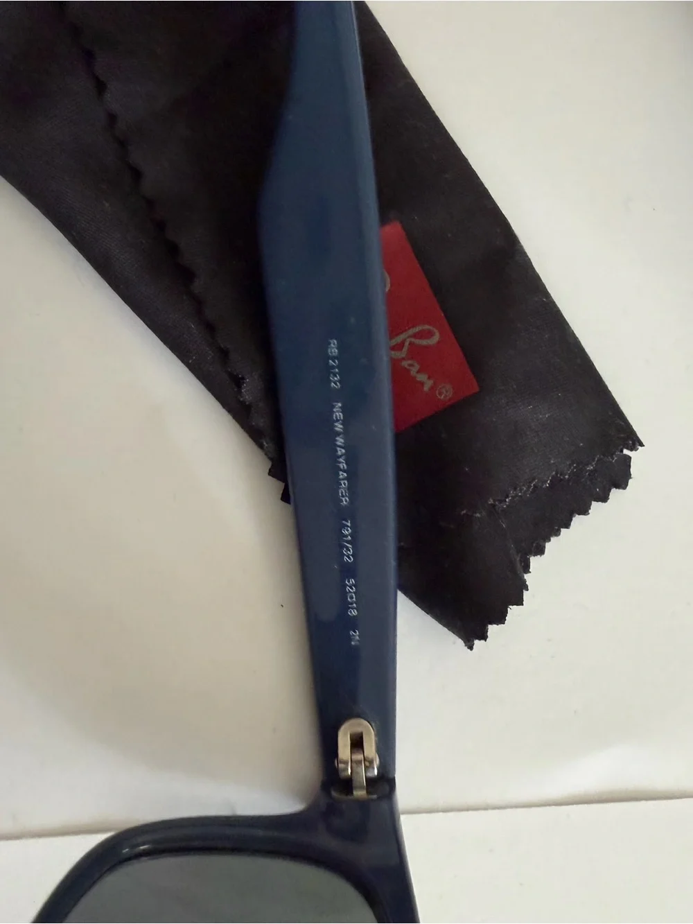 Ray-Ban authentic ray