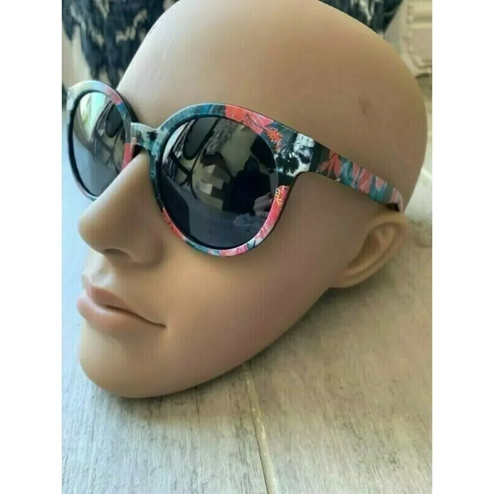 Surge sunglasses beach