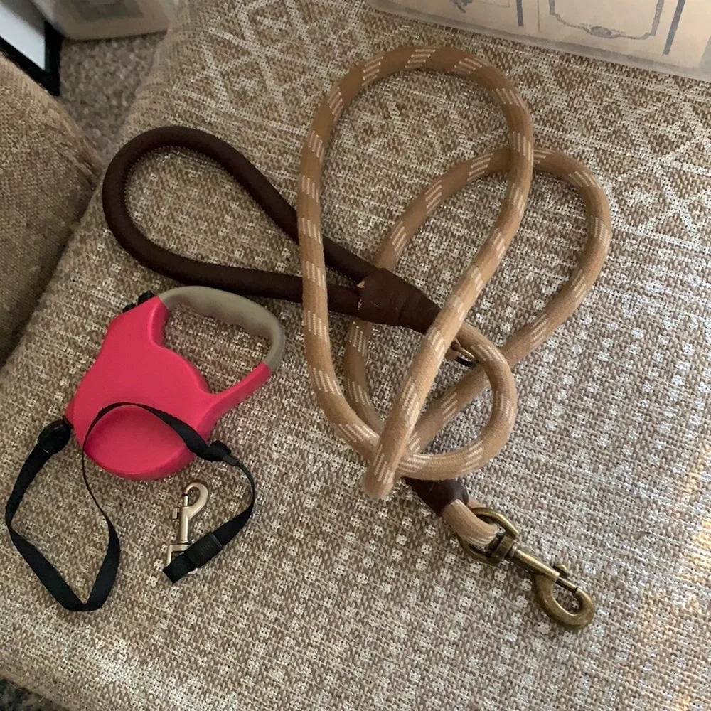 N/A leashes larger