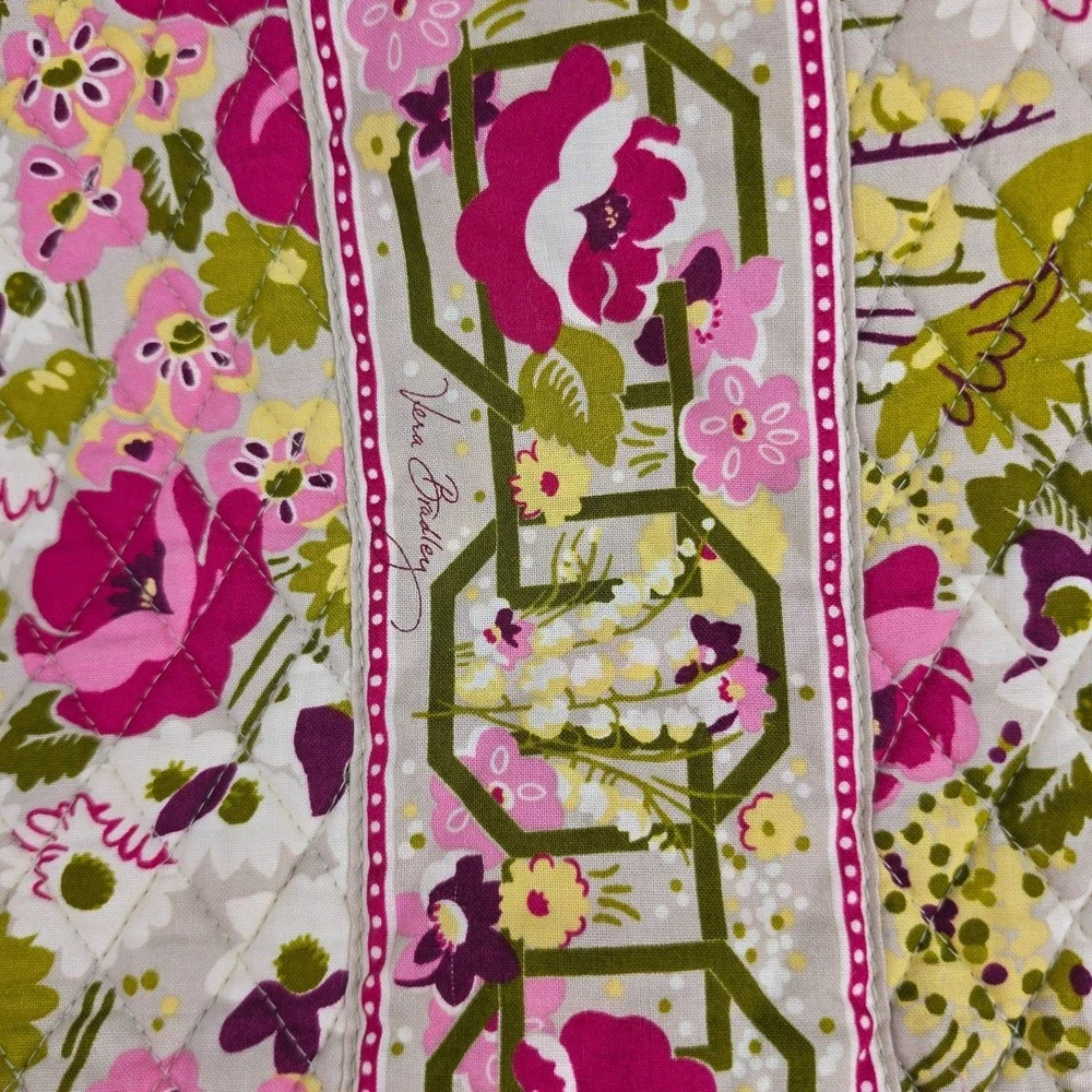 Vera Bradley fuchsia bubblegum