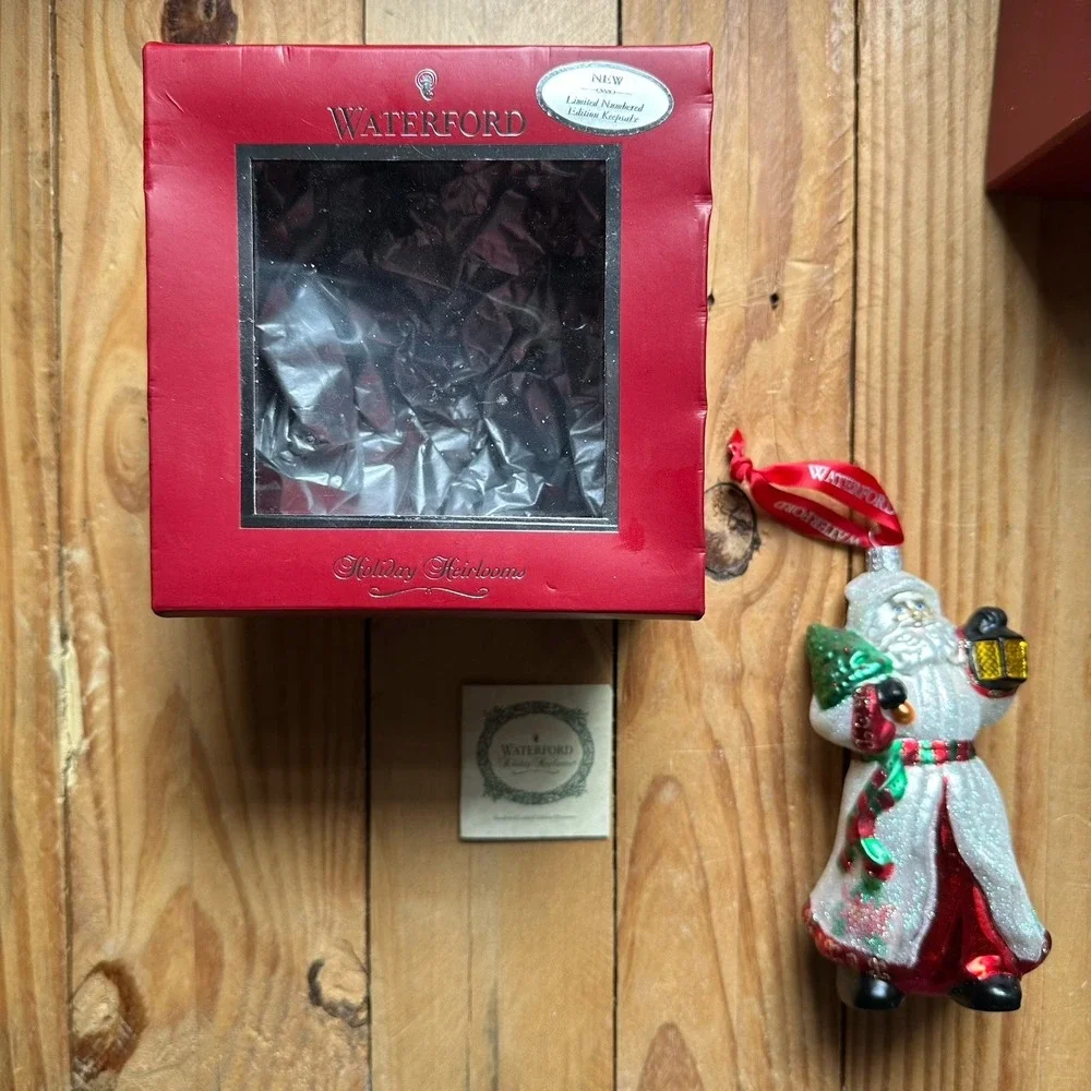 VTG Waterford Holiday‎ Heirlooms Blown Glass Poinsettia Santa Ornament With Box