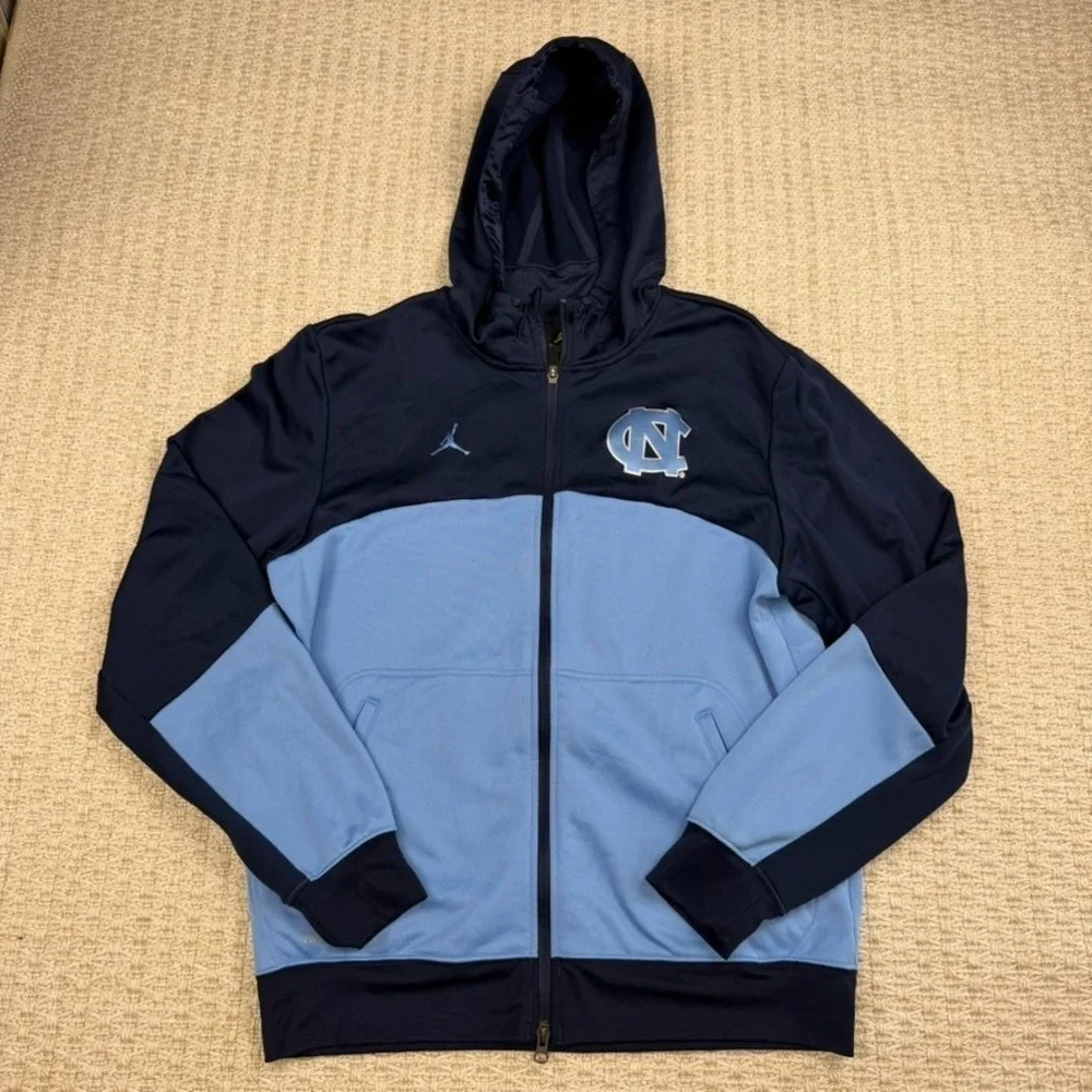 UNC North Carolina Men Hoodie M Jordan Therma Fit Tar Heels Full Zip Streetwear‎