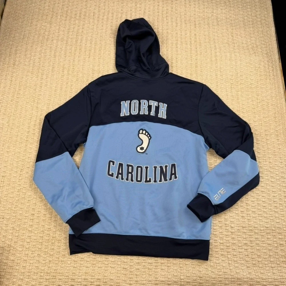 UNC North Carolina Men Hoodie M Jordan Therma Fit Tar Heels Full Zip Streetwear‎