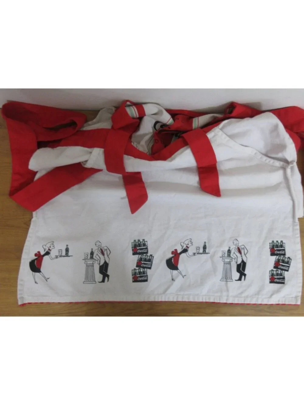 Coca-Cola Apron Pockets The Linen Press Red Advertising Ladies Logo Vintage Look