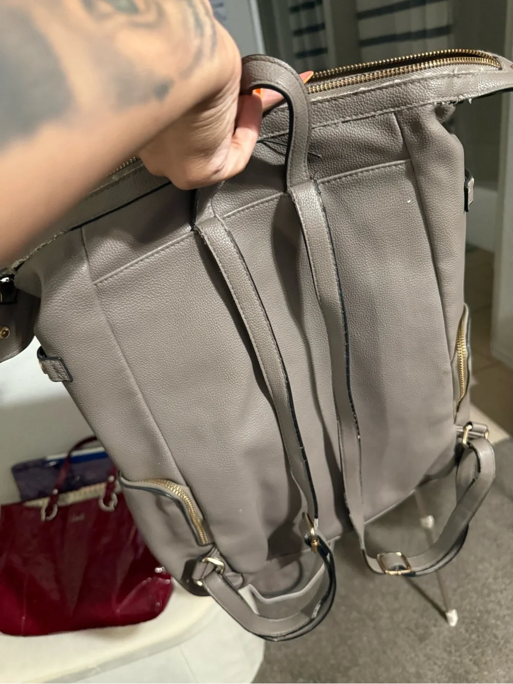 Target shoulder use pockets
