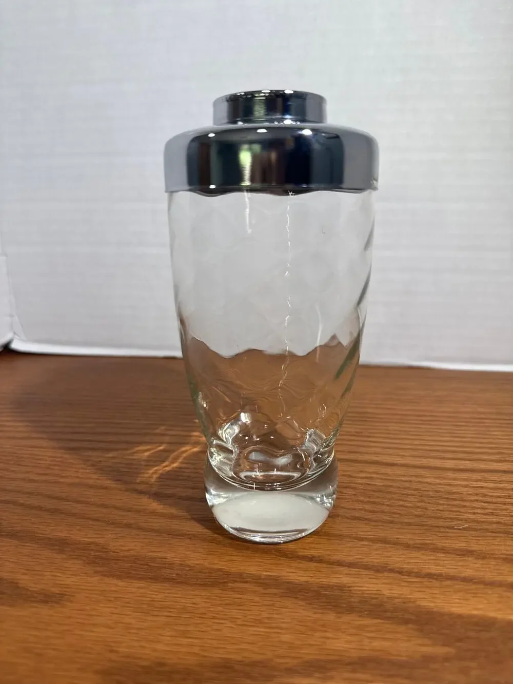 Vintage Glass Cocktail Shaker Hammered Textured Chrome Lid Barware 8