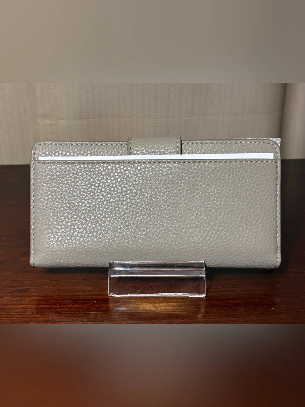 Marc Jacobs Pebbled Cream Leather Snap Wallet with Signature Turn-Lock NWOT