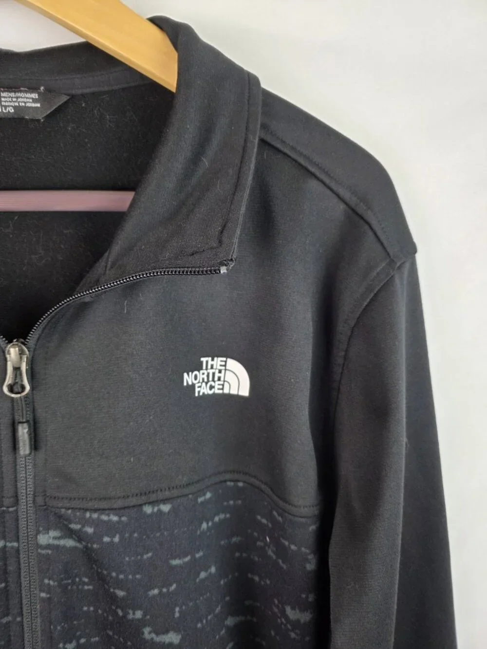 The North Face will black zippered