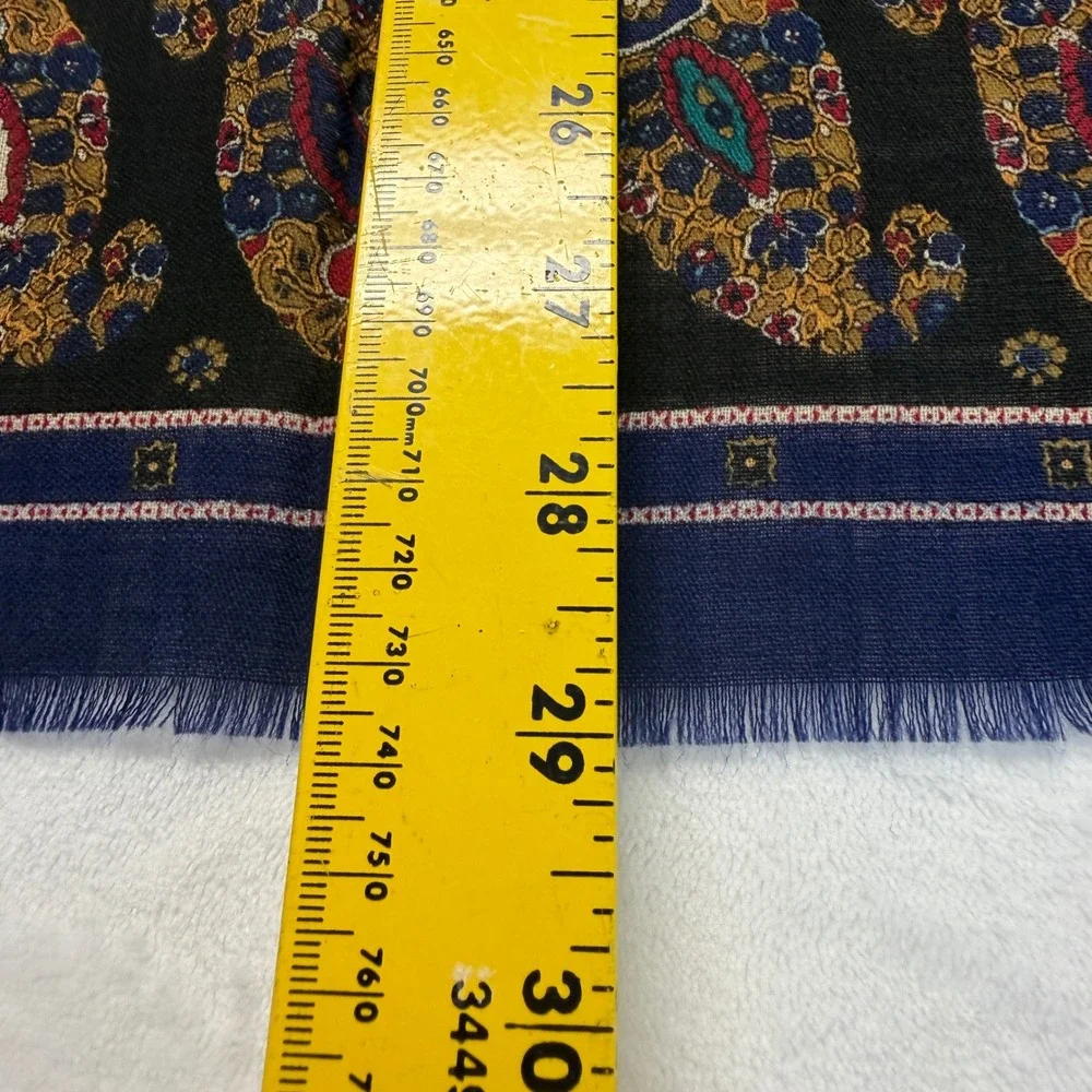 Echo wool scarf