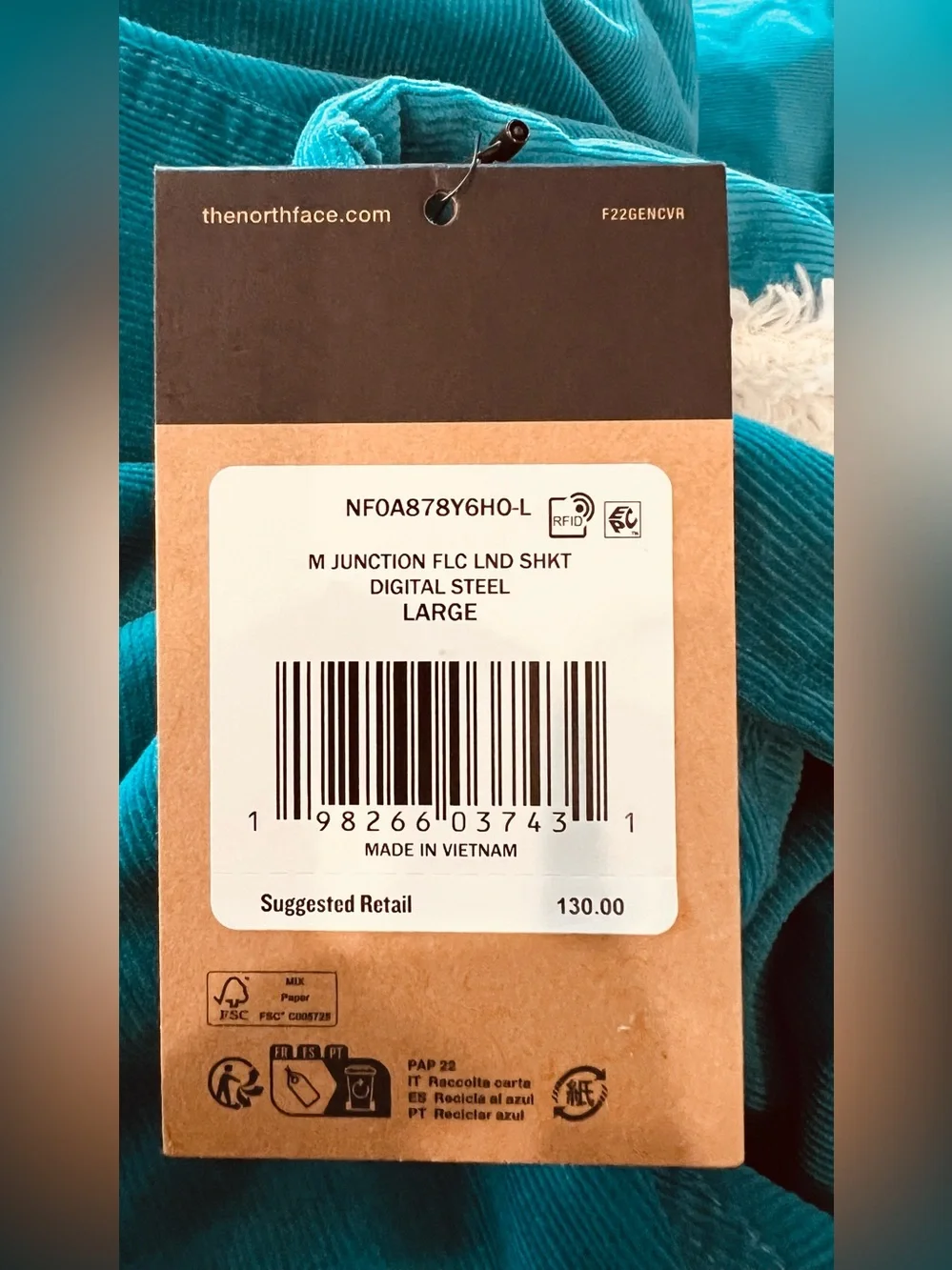 The North Face keeps description