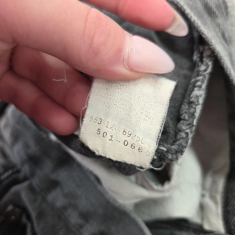 Levis important sizing