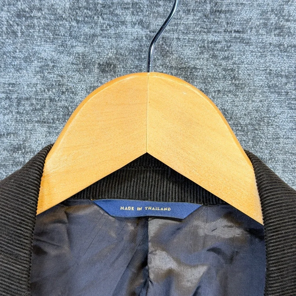Brooks Brothers photos exactly owned