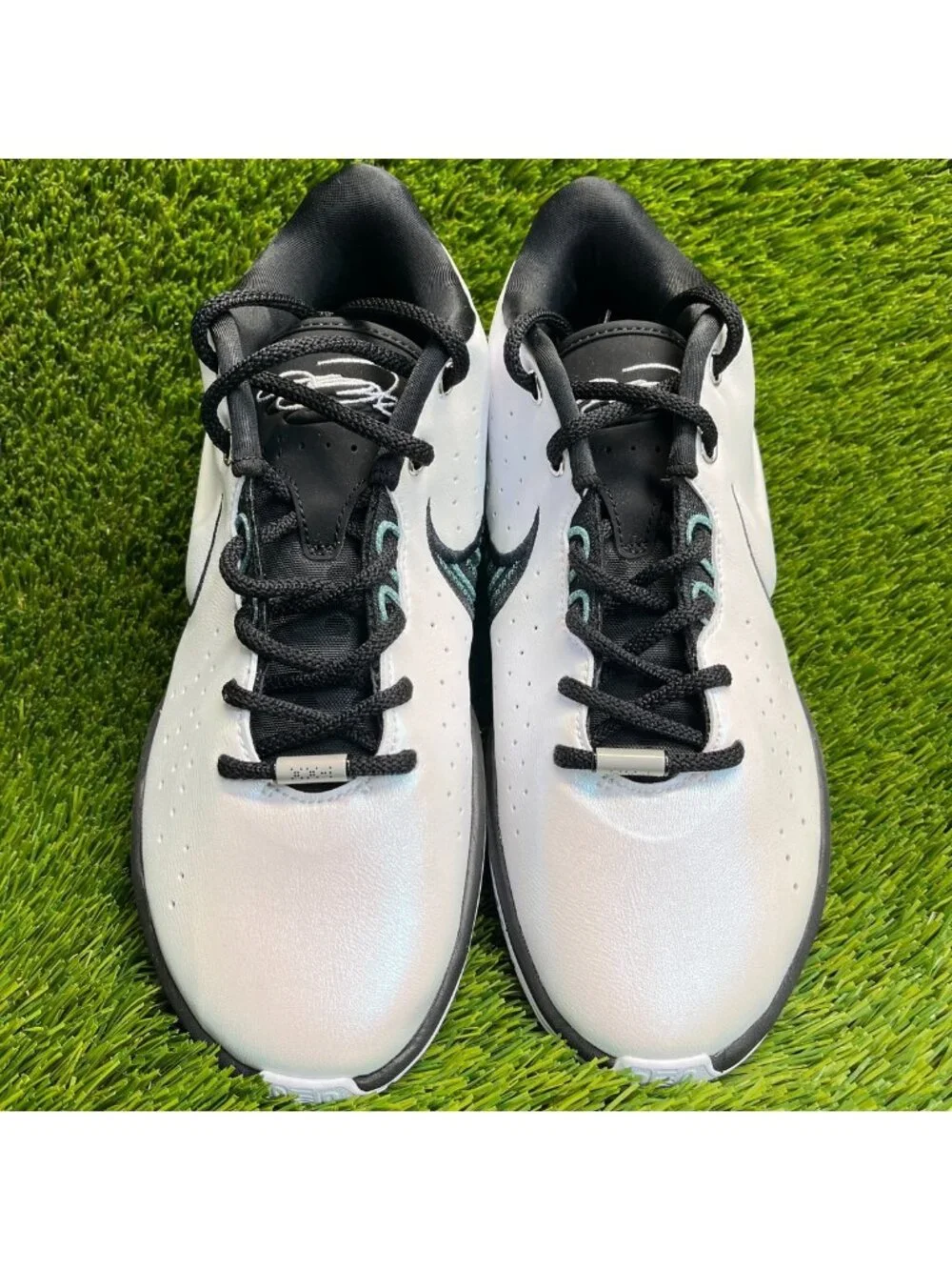 Nike please review