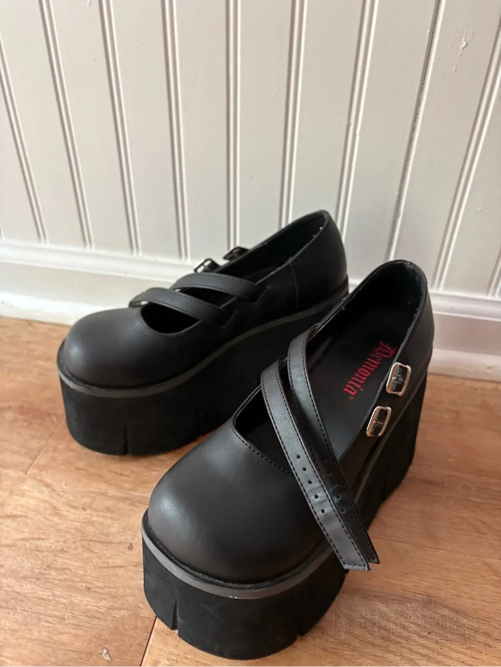 Demonia item description