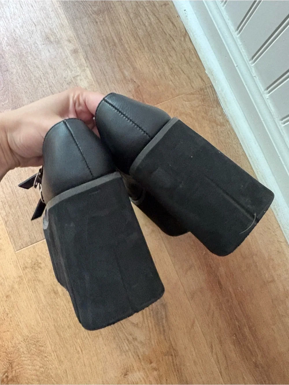 Demonia item description