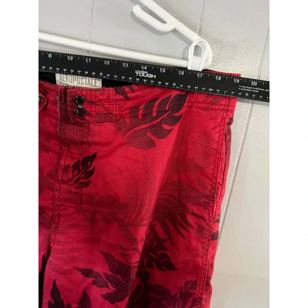 Aeropostale Board Shorts Mens L Red Black Tropical Leaf‎ Print Swim Trunks